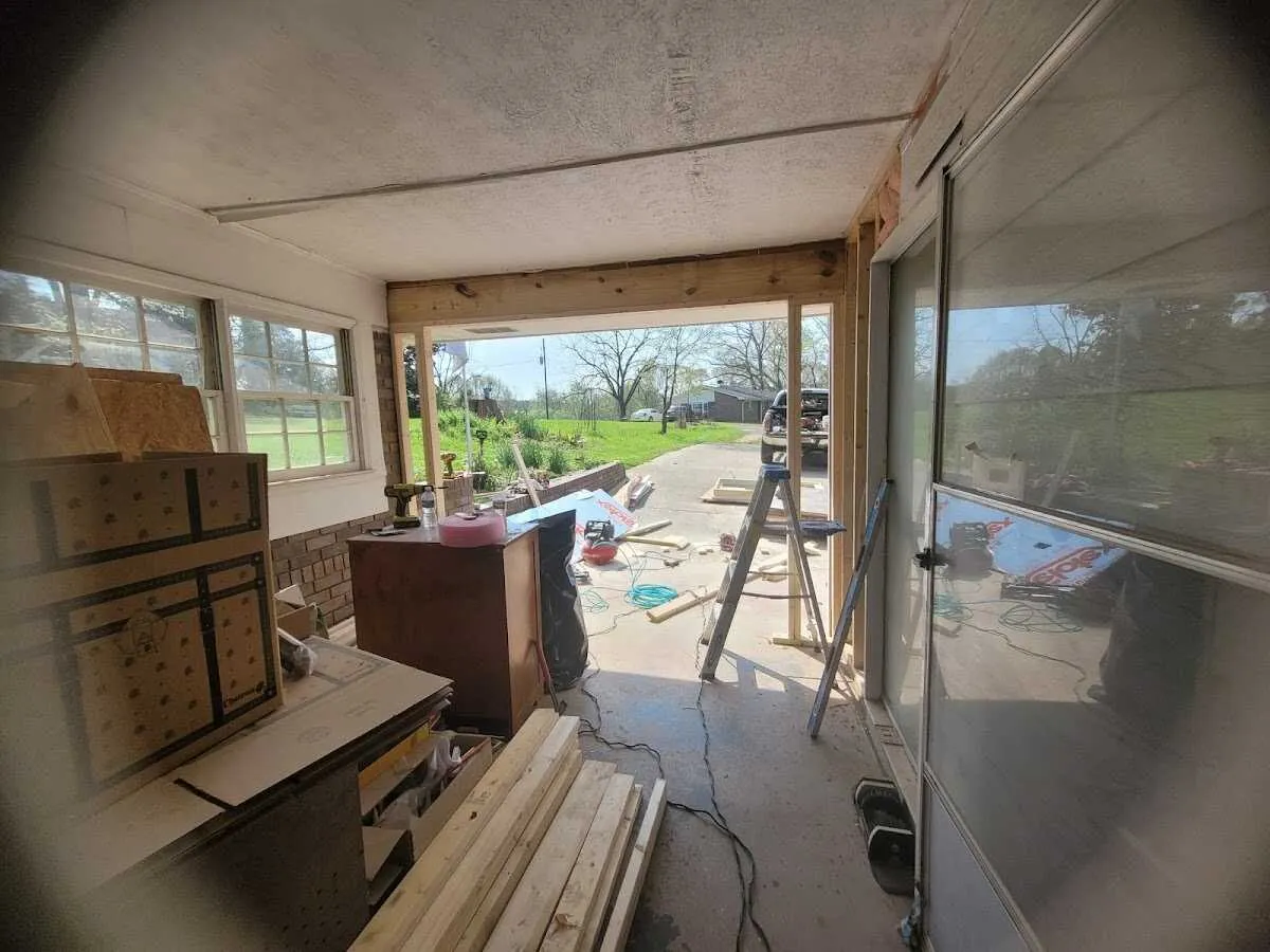 Air movers and dehumidifier for Water Mitigation Services in Lehi